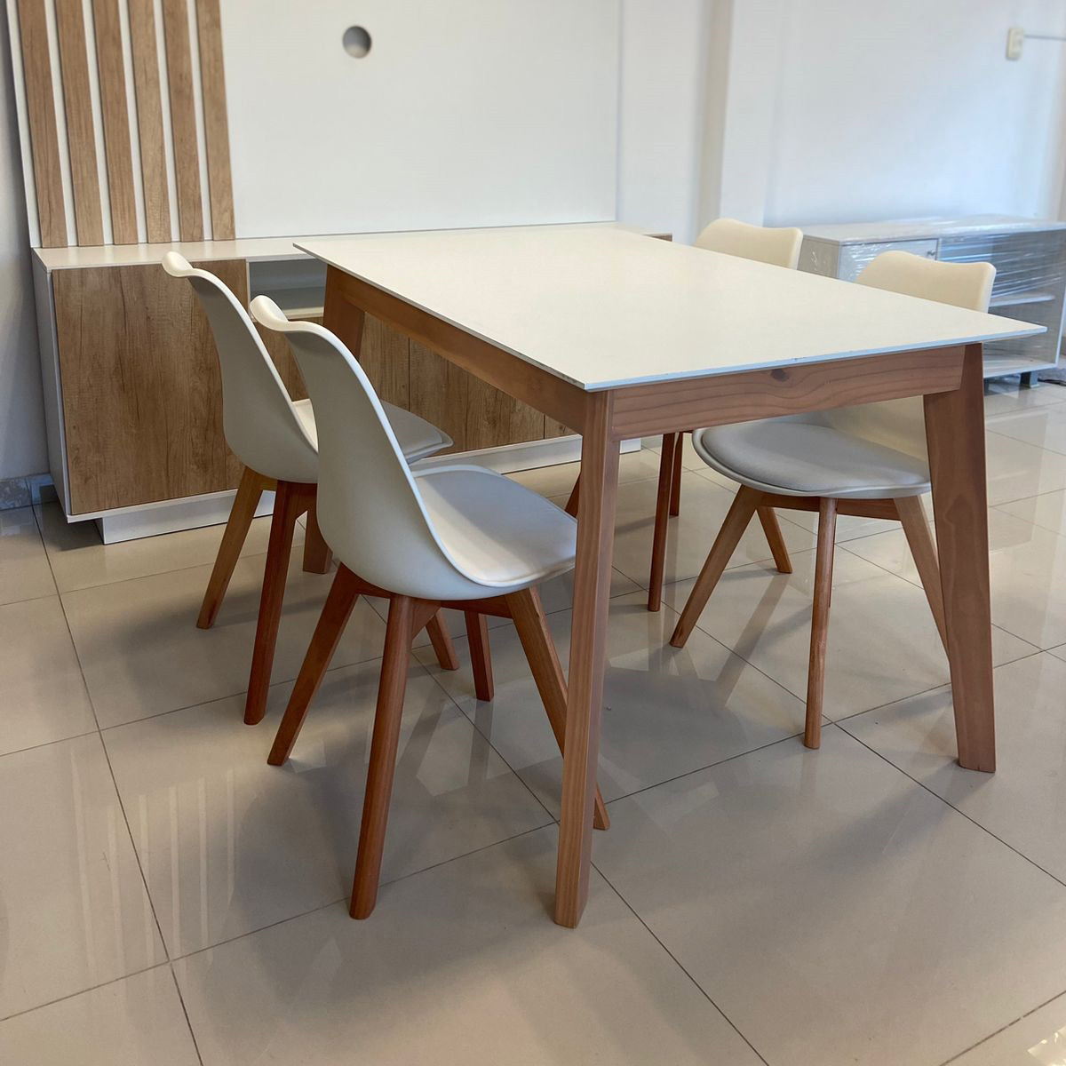 sillas-Vika-LEDESMA-HOGAR